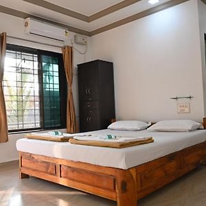 Deluxe Double Room Side Sea View